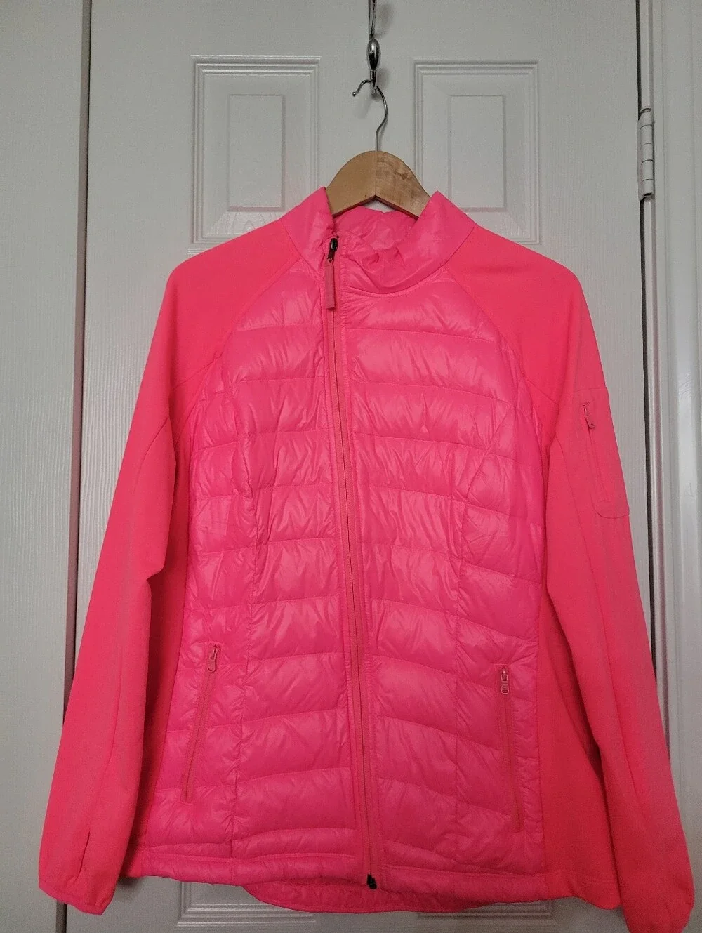 NWOT Calvin Klein Neon Pink Quilted Hybrid Puffer Jacket